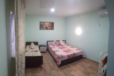 3-х местный «Полулюкс». Пансионат «Старый Якорь». Керчь