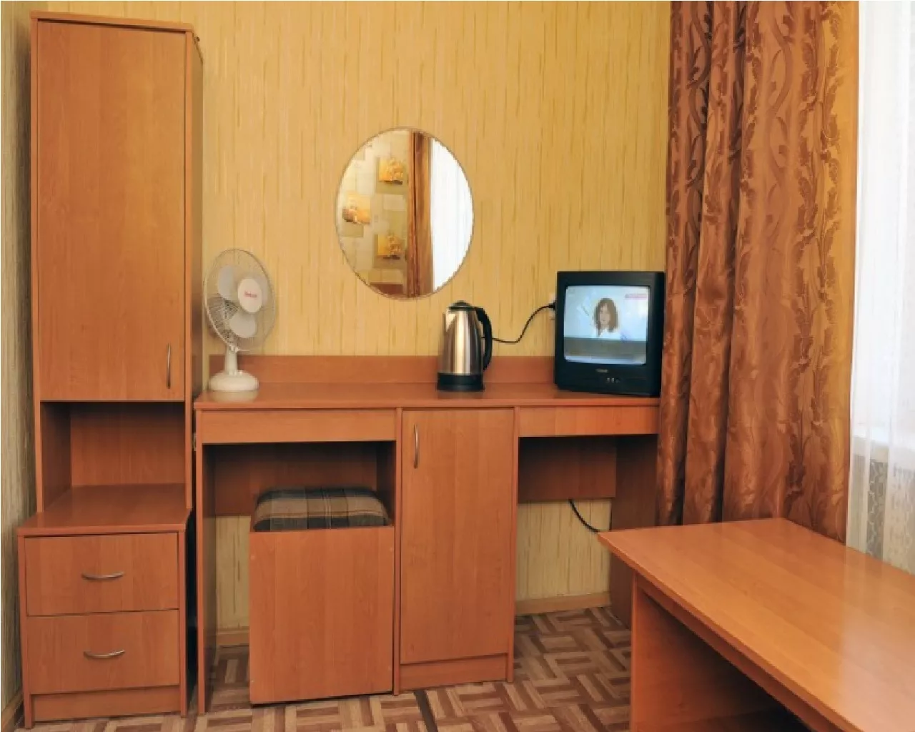 . Гостиница "Апогей". Евпатория