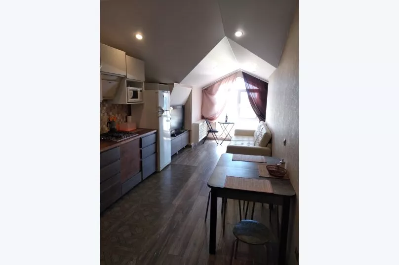 . Квартира в многоквартирном доме Апартаменты у моря. Геленджик