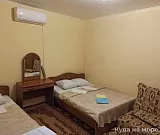 «Стандарт» 3-х местный номер + 1 доп. место. Гостевой дом Чайка. «Стандарт» 3-х местный номер + 1 доп. место. Гостевой дом Чайка.