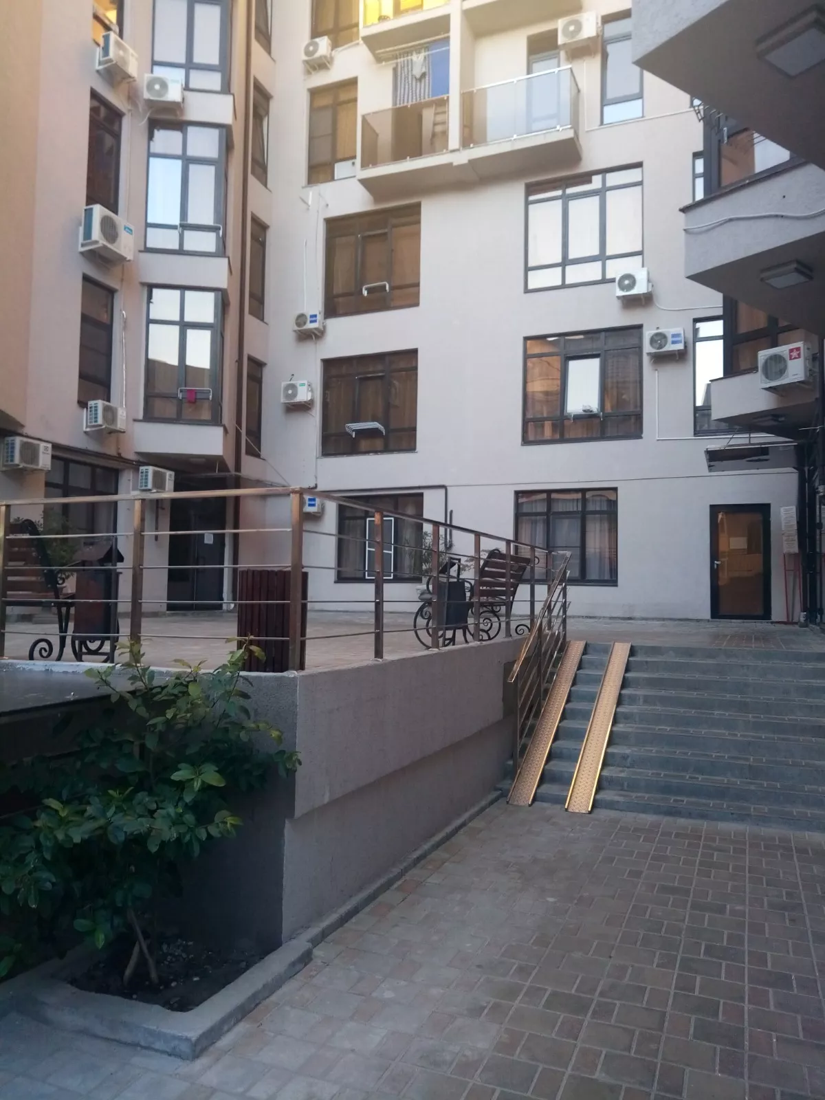 . Квартира в многоквартирном доме ПЕРВАЯ  БЕРЕГОВАЯ  ЛИНИЯ!!!!. Адлер