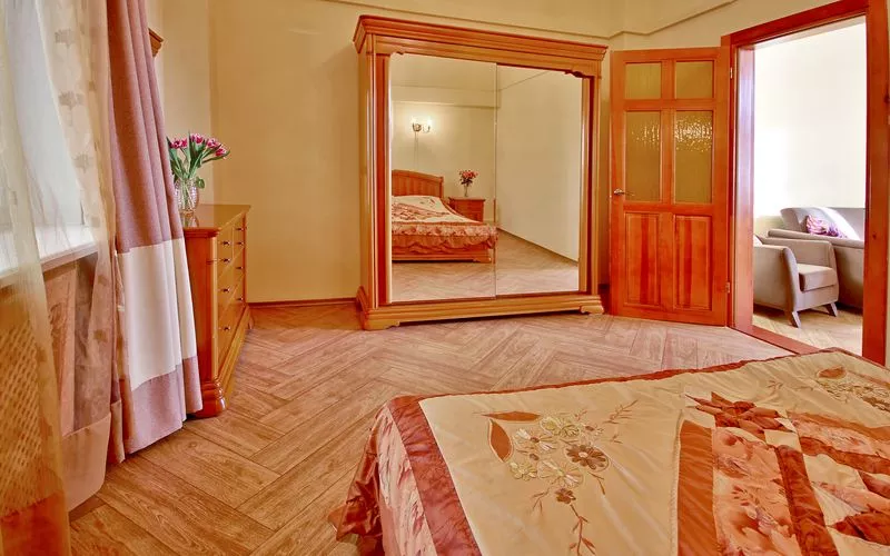 Люкс. Отель Золото Азарта. Ялта