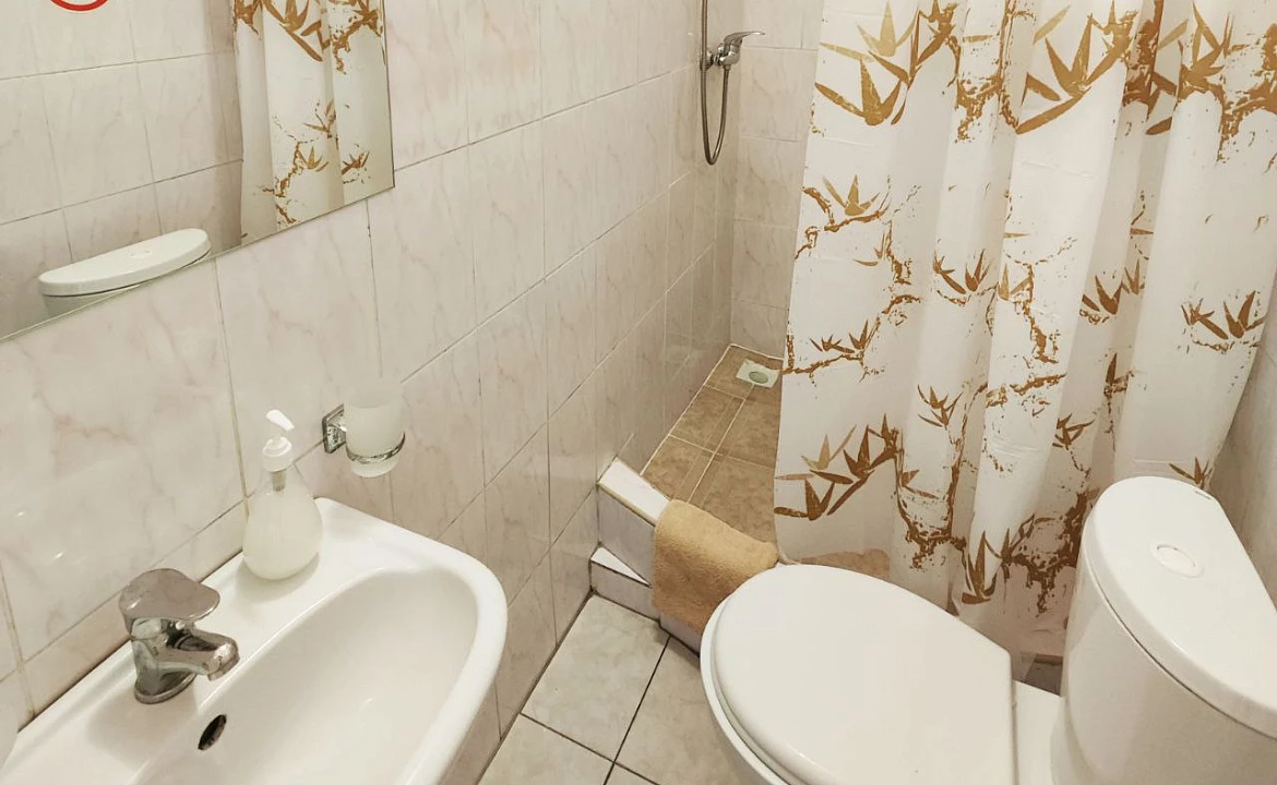 2-х местный номер Стандарт + доп.место без балкона. Гостевой дом "Регион 86" . Адлер