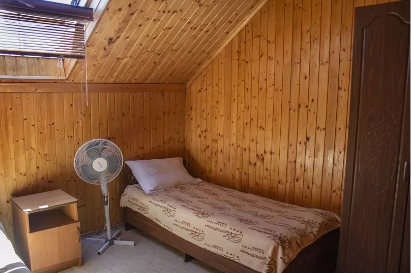 Эконом-номер. Гостевой дом "Солнечный" - Вардане. Вардане