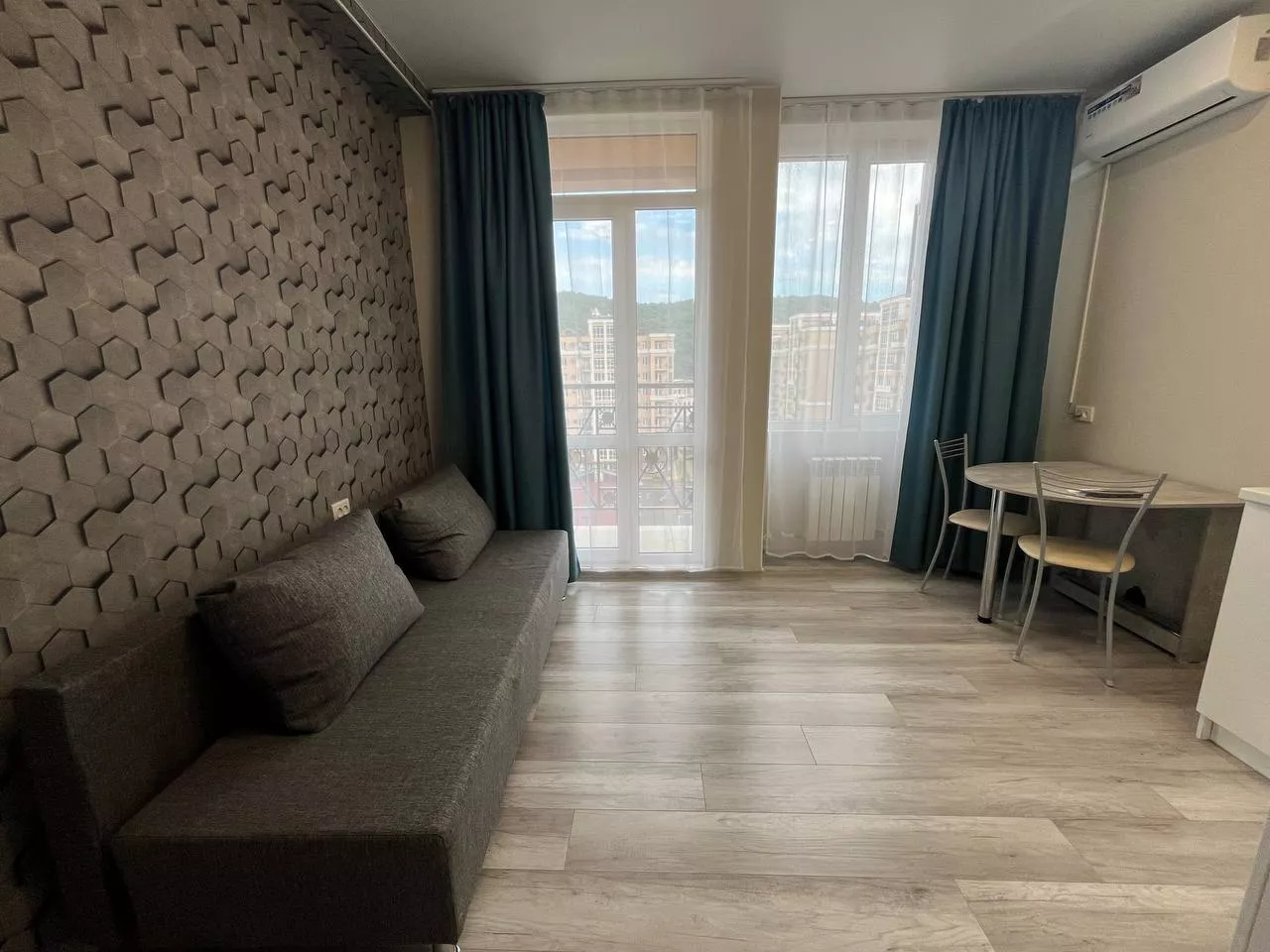 . Студия на 8 этаже. Лазаревское . Студия на 8 этаже. Лазаревское