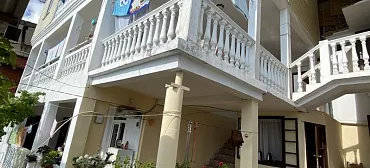 Гостевой дом "Несник" 