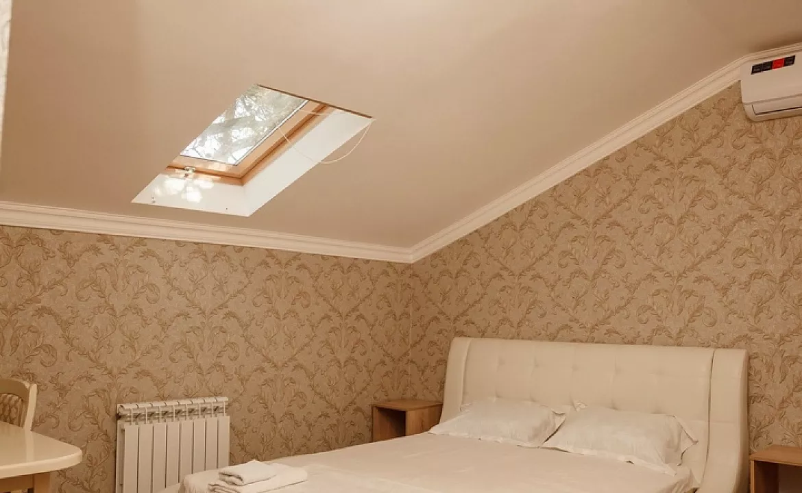 Мансарда однокомнатная. Гостевой дом Ника Премиум. Геленджик