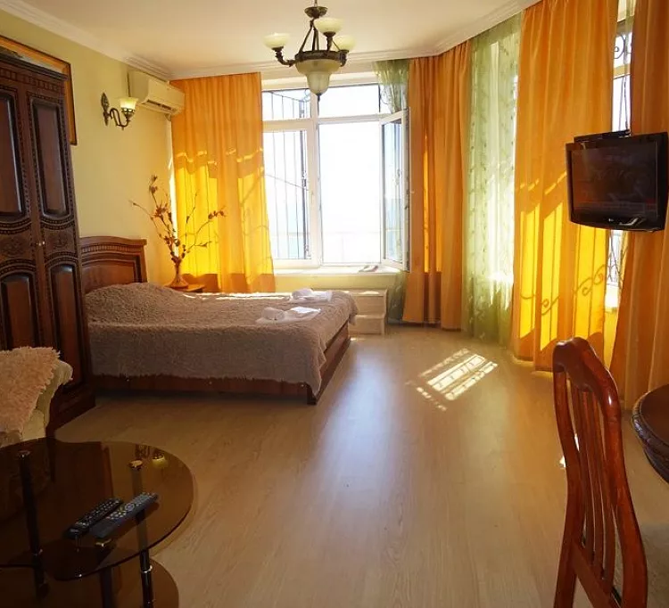 VIP с балконом и видом на море. Эллинг Морской Ангел. Лоо