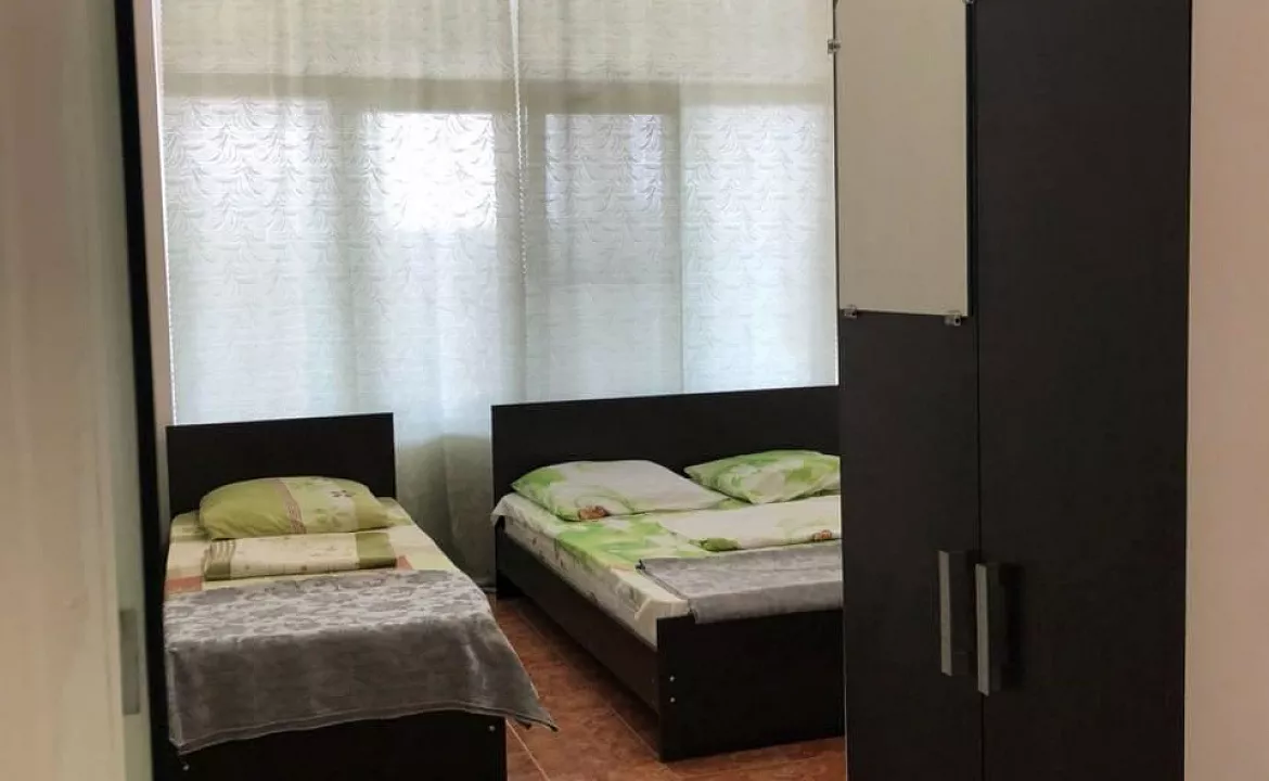 Стандарт 3х местный 1 этаж. Гостевой дом "Кристи" - Цандрипш. Цандрипш