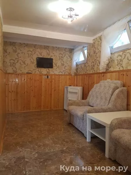 Двухкомнатный номер. Гостевой дом "Уютный дворик". Гагра