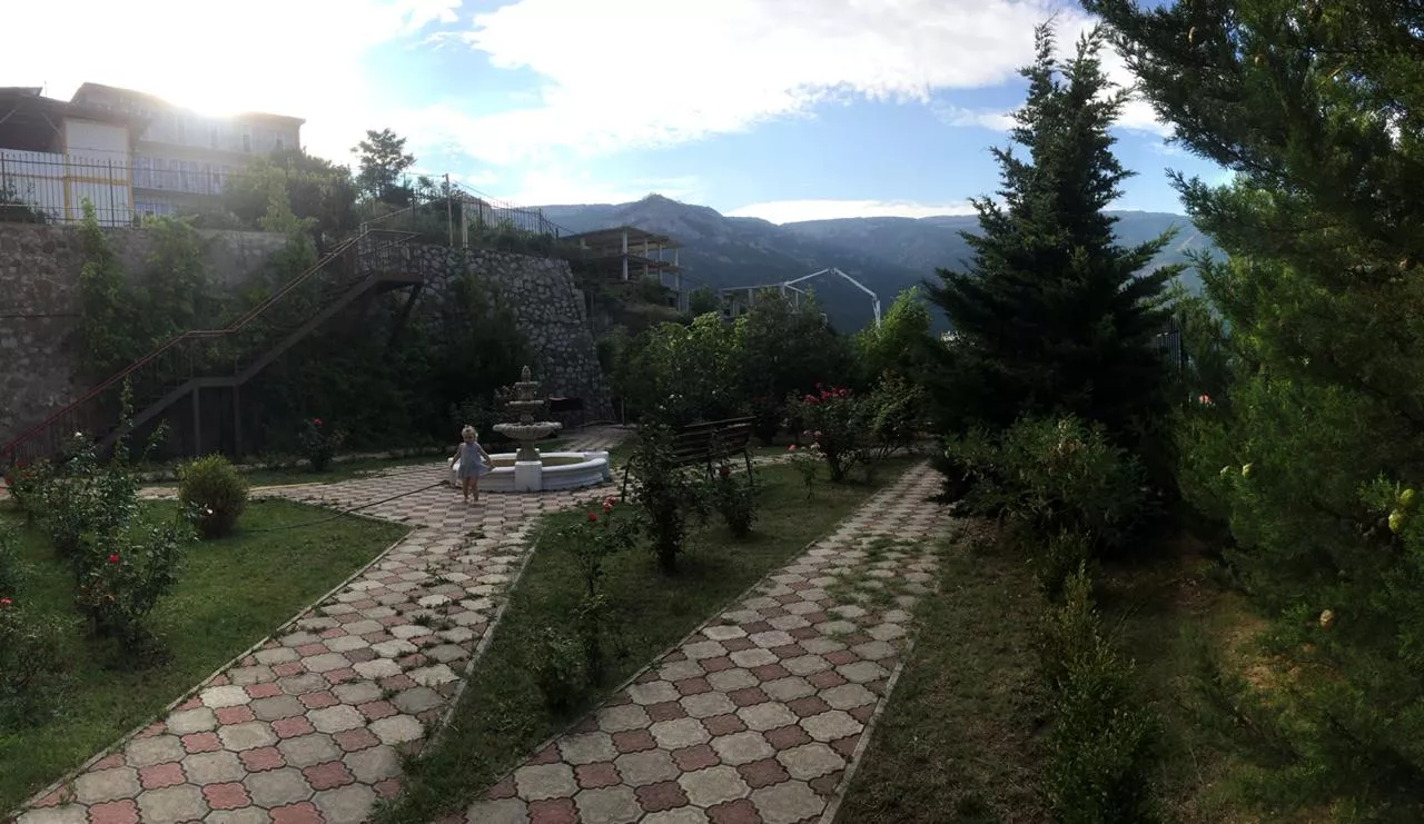 . Гостевой дом УютПлюс-Ялта. Ялта