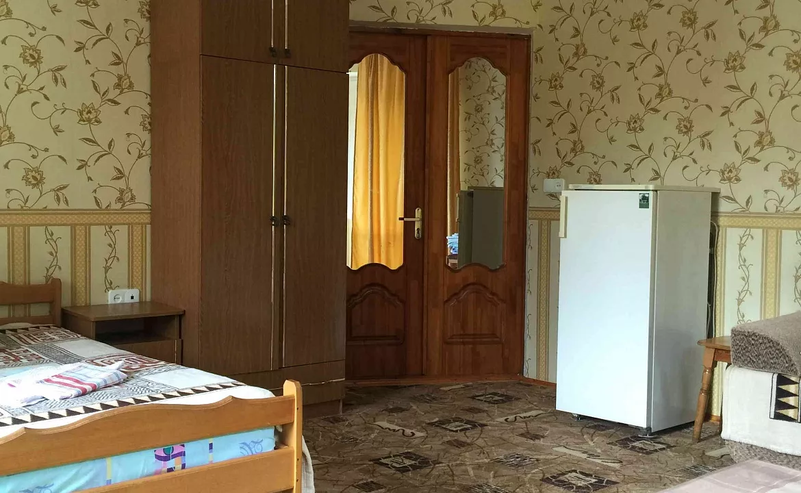 Четырёхместная комната. Частный сектор У Дарьи. Лазаревское