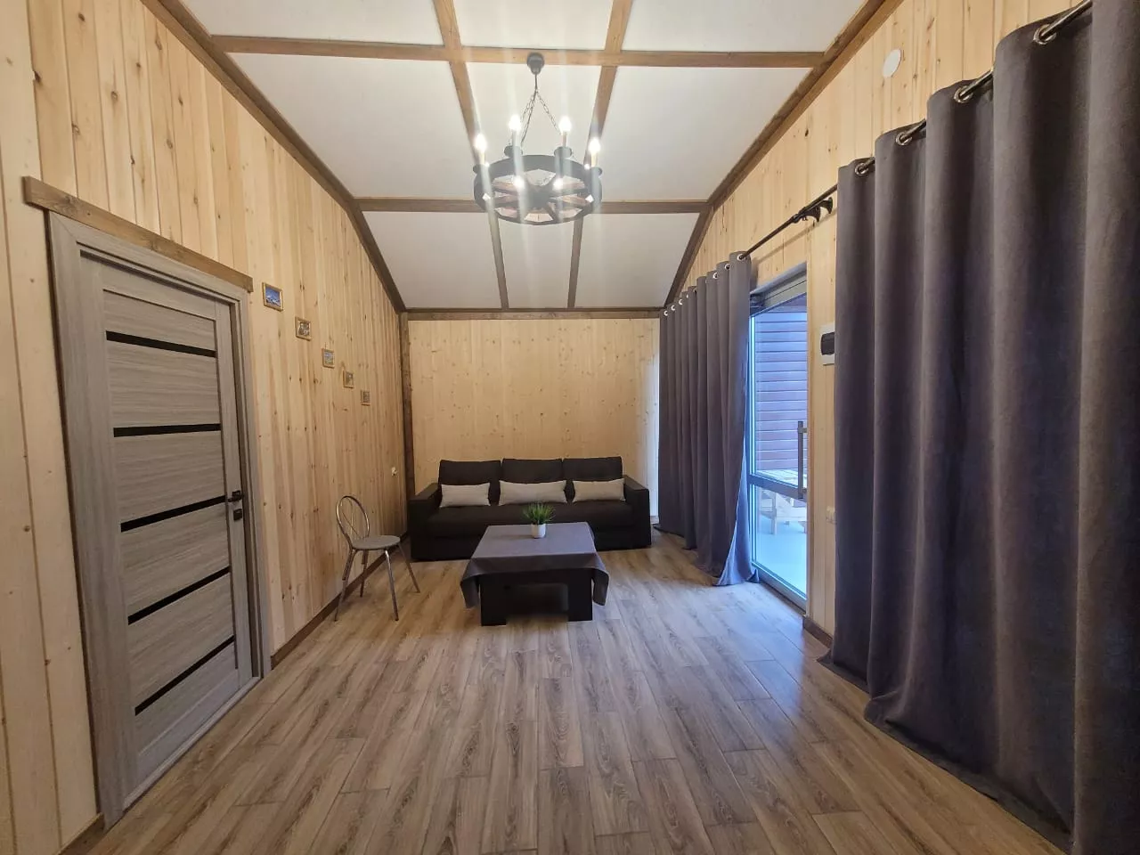 . Гостевой комплекс  Family club. Эльбрус