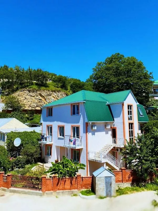 . Гостевой дом "Райский уголок" в Ольгинке      . Ольгинка