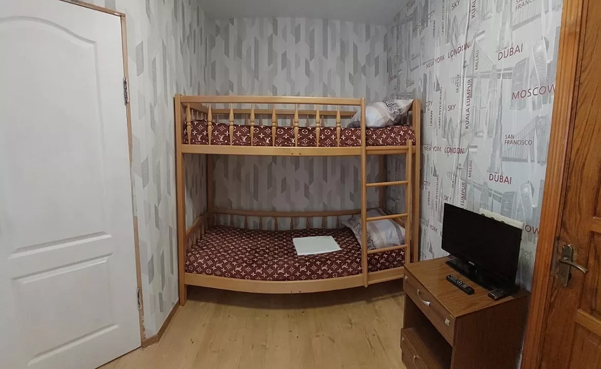 двухкомнатный четырехместный номер. Гостевой дом Аквамарин - Лоо. Лоо двухкомнатный четырехместный номер. Гостевой дом Аквамарин - Лоо. Лоо