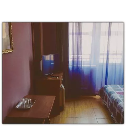 Студия. Гостиница "Мелия". Лазаревское