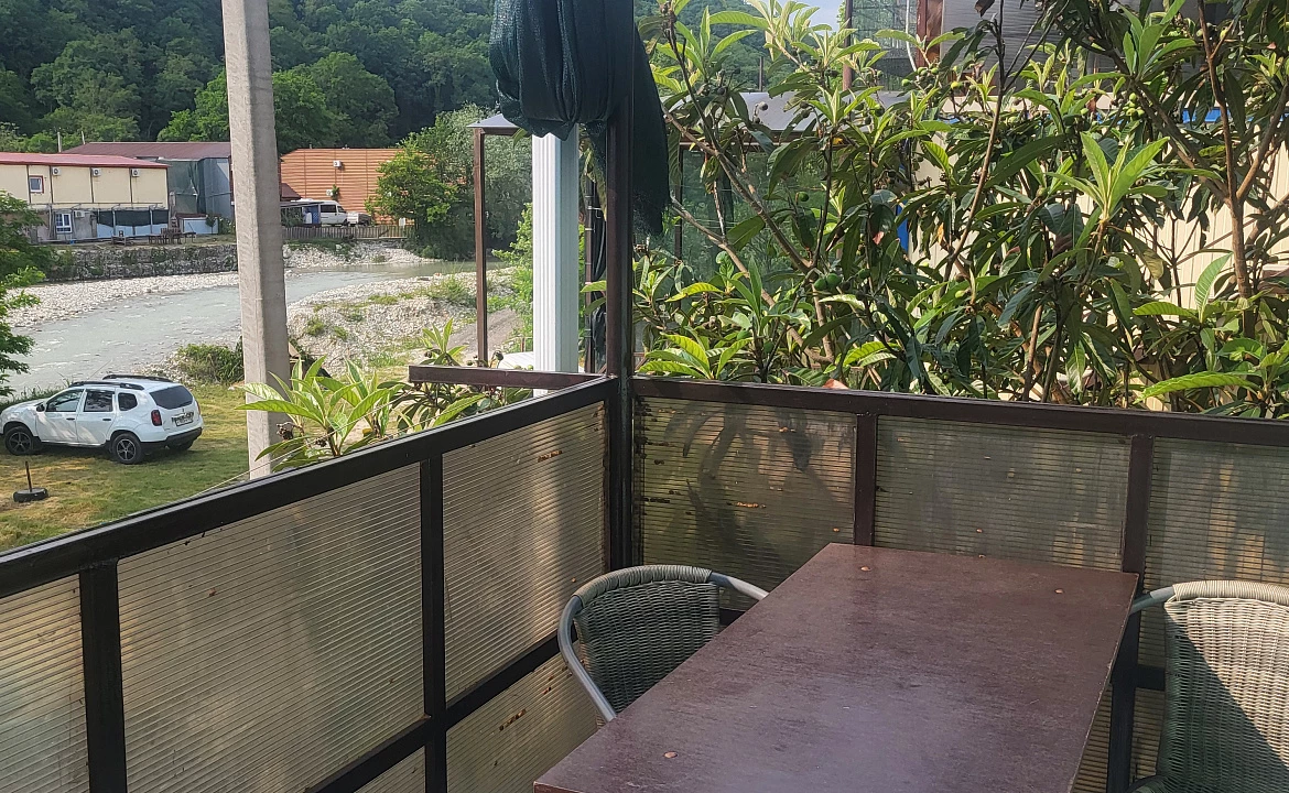 Четырех местный номер с гаражом. Гостевой дом Лето. Шепси