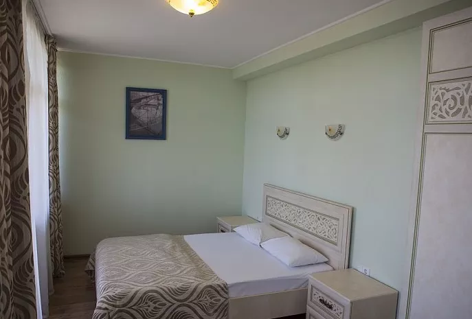  Люкс с двумя спальнями. Отель "Villa Oliva-Art". Утёс