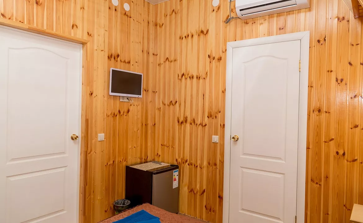 Двухместный номер класса стандарт со всеми удобствами. Гостевой дом "Ника" - Анапа. Анапа Двухместный номер класса стандарт со всеми удобствами. Гостевой дом "Ника" - Анапа. Анапа