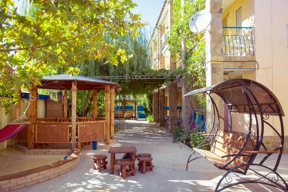 . Вилла "Дана". Керчь