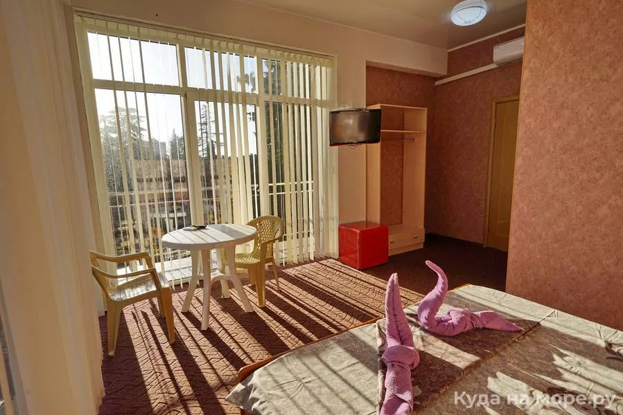 . Гостиница «У Розы». Лазаревское