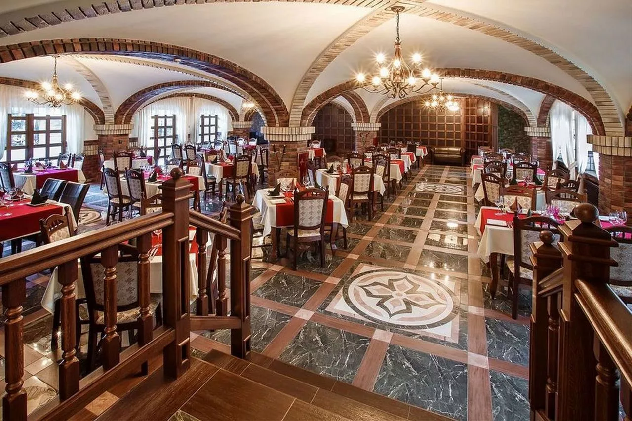 . Гостиница Дарсан. Ялта