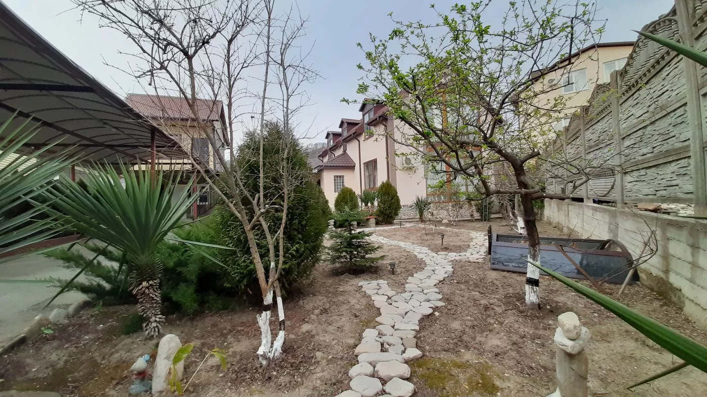 . Гостевой дом Наби йога тур. Небуг