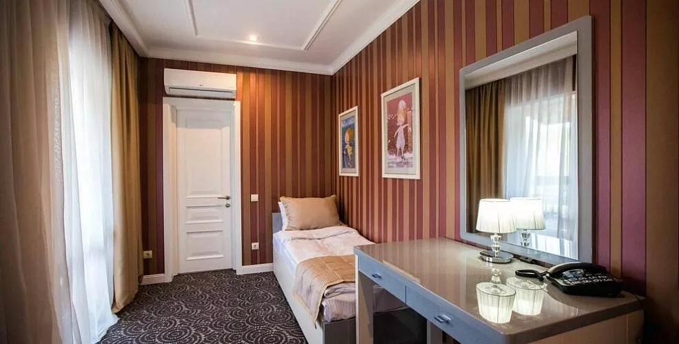 Дача Рахманинова. Курортный клуб «Дачи». Виноградное - Курорты Алушты