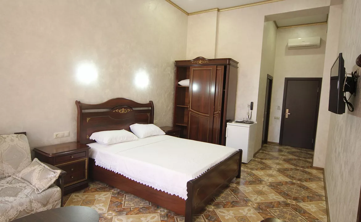 Полулюкс с балконом 2+2. Отель "Атлант". Лазаревское Полулюкс с балконом 2+2. Отель "Атлант". Лазаревское