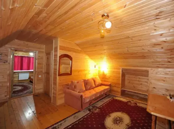 Люкс. 4-х этажный корпус. Гостиничный комплекс «Таулу». Домбай-гостиницы