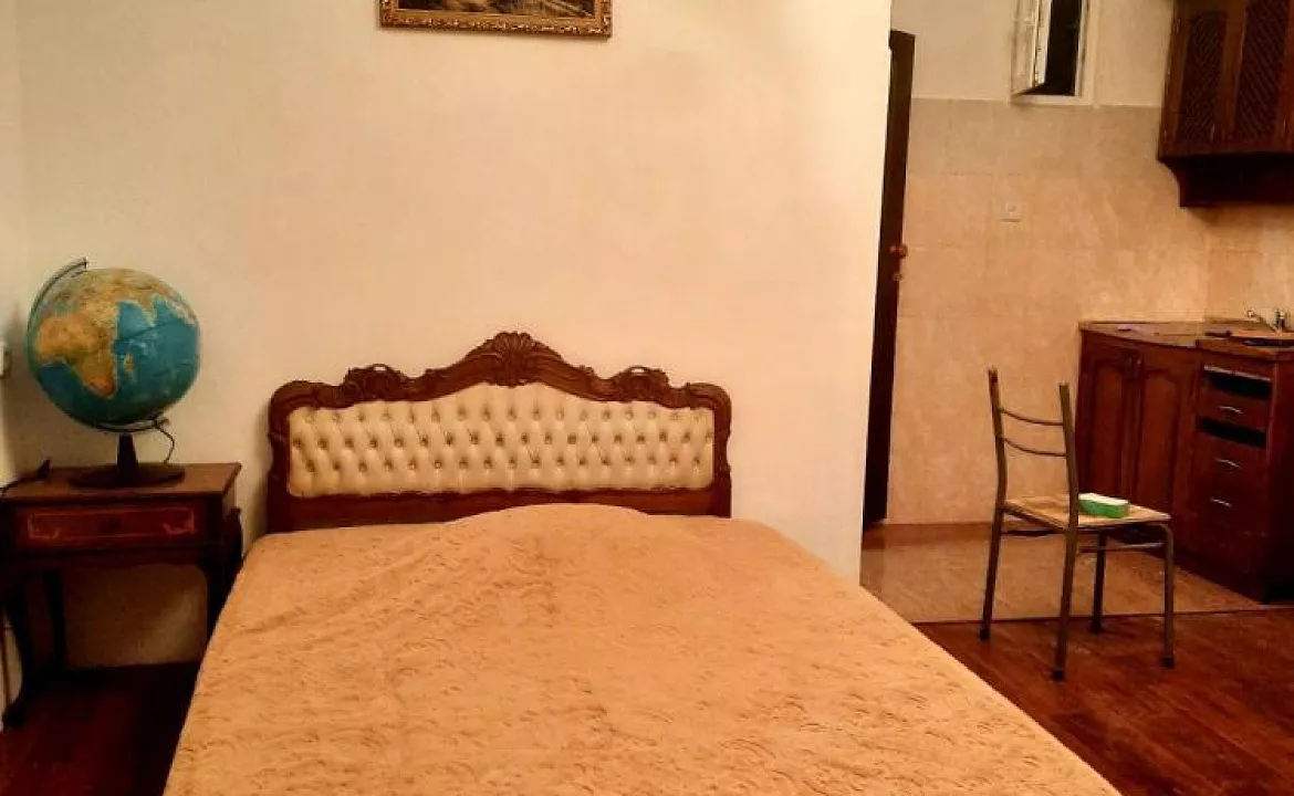 2-х местный . Частный сектор ул. Имама Шамила, 59. Сухум