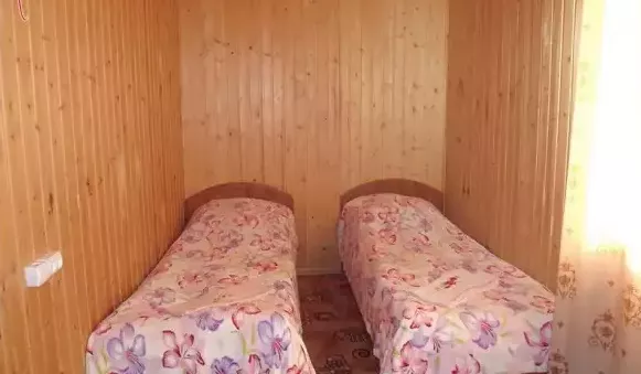 Стандарт 2-местный без балкона (Малый корпус). Отель «Меридиан». Домбай-гостиницы