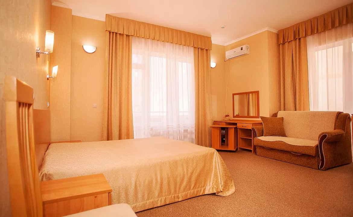 Полулюкс. Гостевой дом Дом у Моря ЛАКИ. Геленджик Полулюкс. Гостевой дом Дом у Моря ЛАКИ. Геленджик