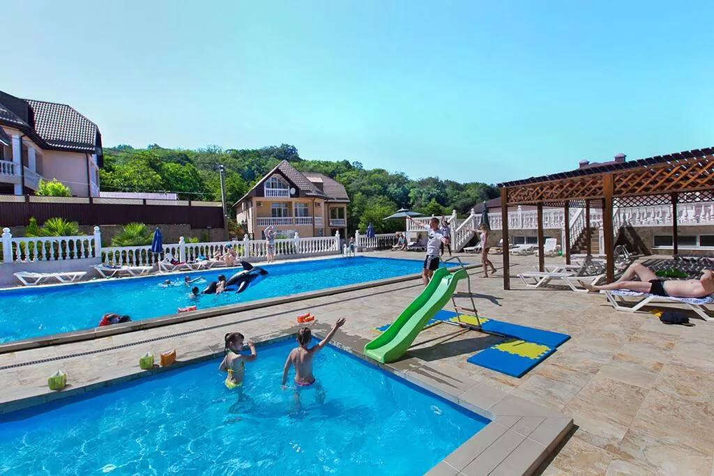 . Отель "Джаз Лоо" парк-отель. Лоо