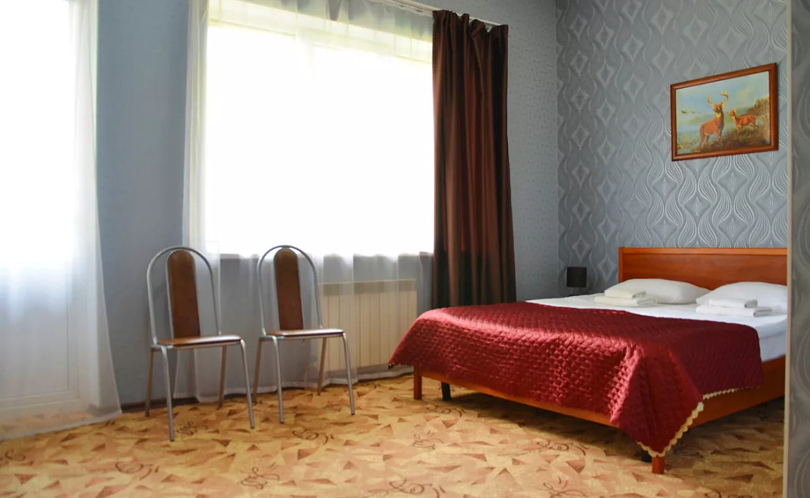 Комфорт с балконом. Отель «РП Утомленные Солнцем». Красная Поляна