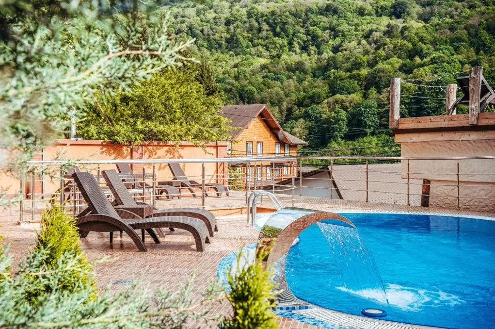 . Отель Alm Hotel. Красная Поляна