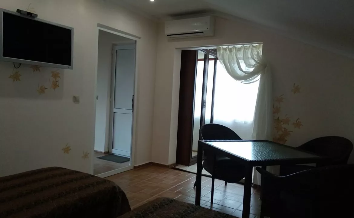 Стандарт двухкомнатный. Гостиница Платан-2. Джемете