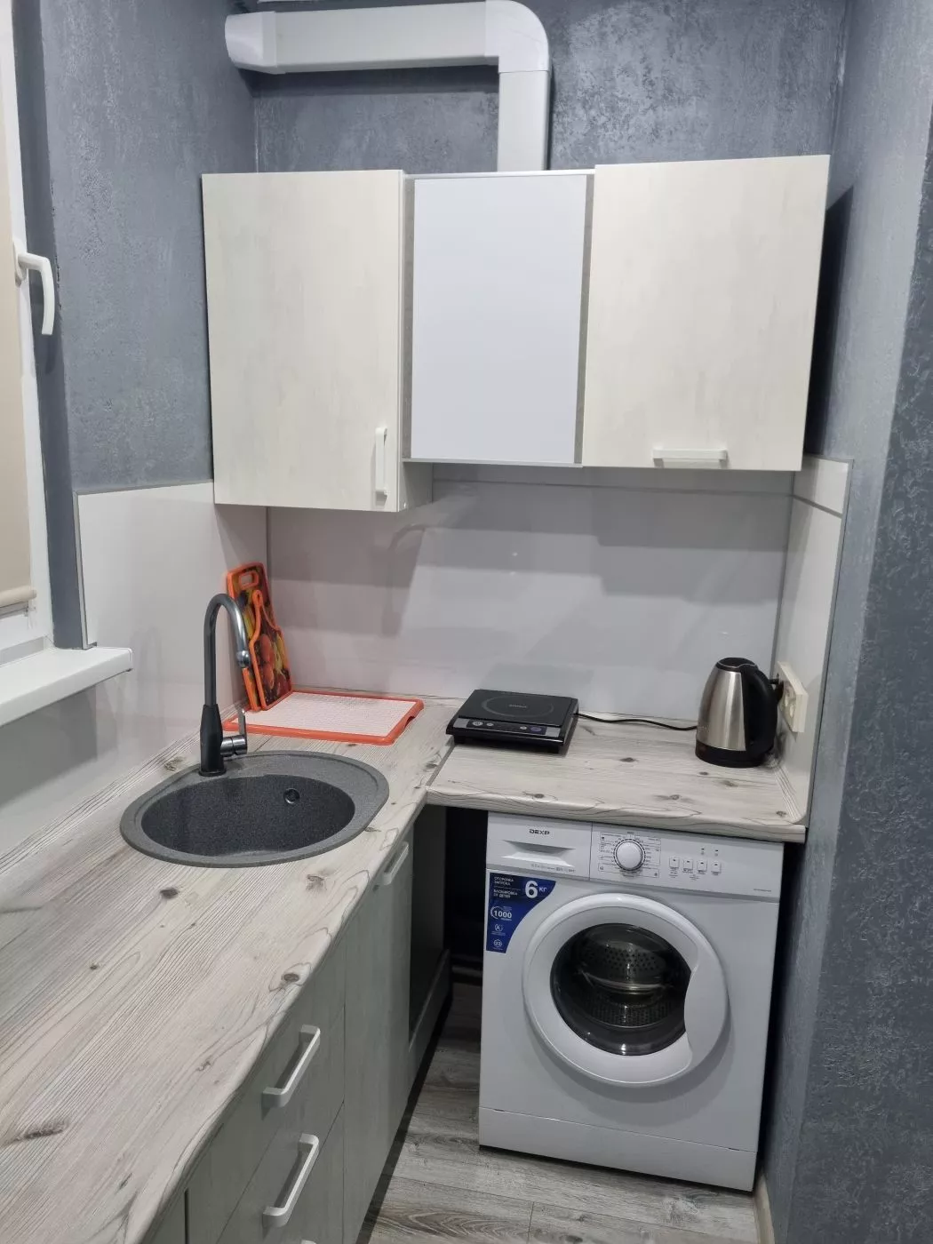 . Квартира в многоквартирном доме Агрба 35 кв 84. Квартиры в Пицунде