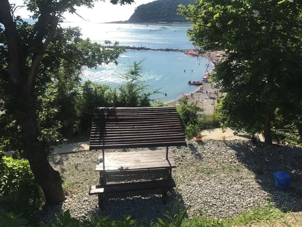 . Отель "Элеон"      . Джубга