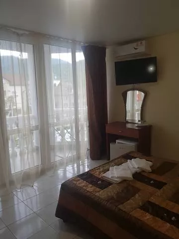 2-х местный номер. Гостевой дом "Белый Замок". Лазаревское 2-х местный номер. Гостевой дом "Белый Замок". Лазаревское