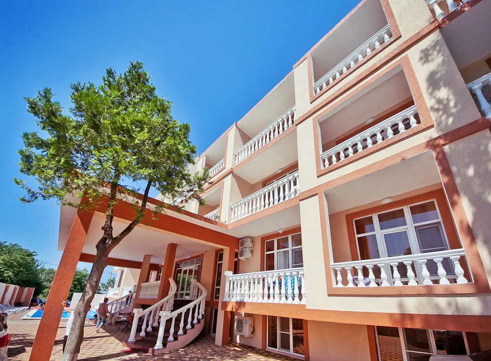 . Отель "Невский". Дивноморское