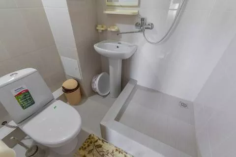 «Люкс» 3-х местный. Частный сектор "У Капитана". Вардане