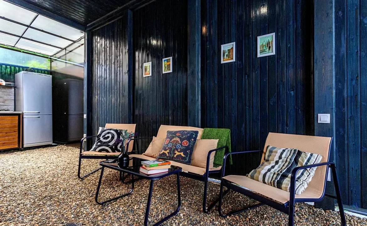 Половина дома (трехкомнатный люкс). Половина дома (трехкомнатный люкс) "У Жоровны". Геленджик