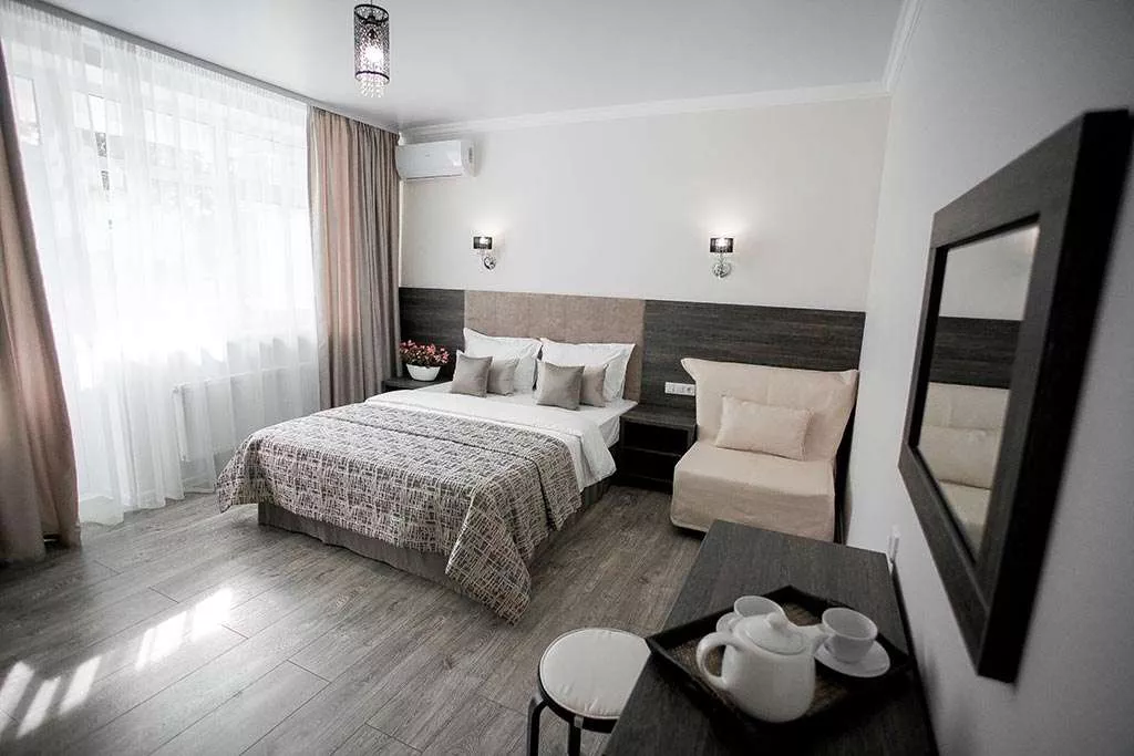 . Отель "LaV" . Анапа