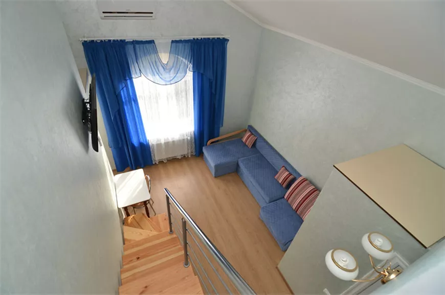 2-комнатный повышенной комфортности. Гостевой дом «Отель Людмила». Алушта 2-комнатный повышенной комфортности. Гостевой дом «Отель Людмила». Алушта