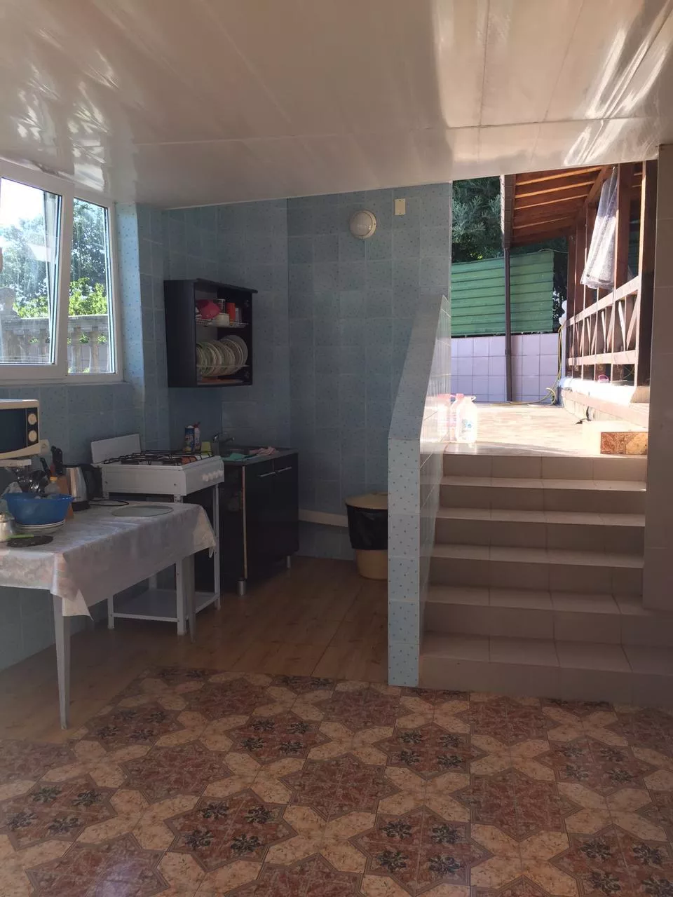 . Гостевой дом "У Роберта". Лоо