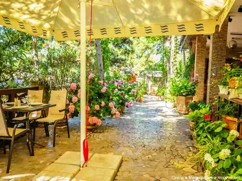 . Отель Вилла Сосновый бор. Гаспра