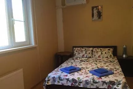 Комната с кроватью qween-size видом на горы 3 этаж. Гостевой дом "Тихая Гавань". Лазаревское