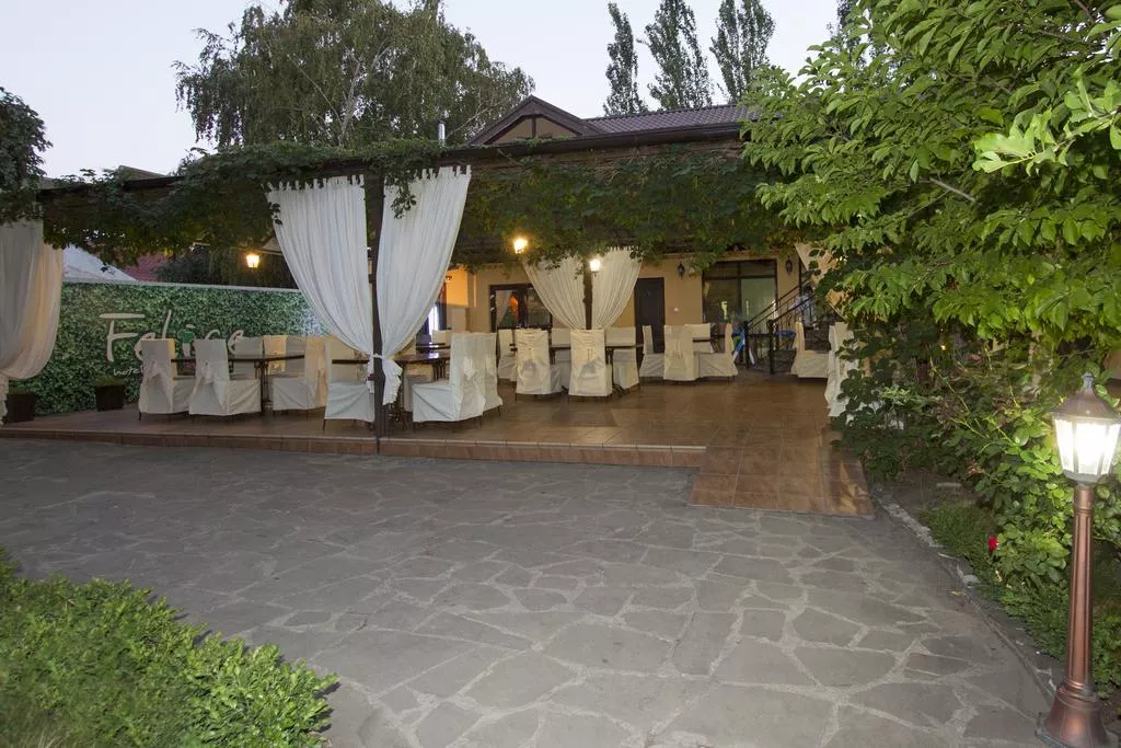 . Отель "Феличи". Витязево . Отель "Феличи". Витязево