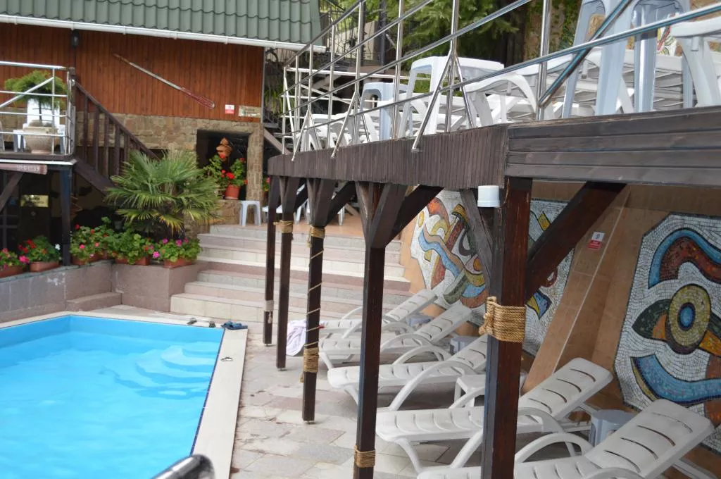 . Гостевой дом "Рай". Алушта